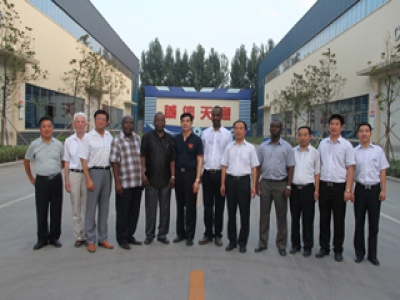 熱烈歡迎非洲諸國大使代表團訪問天意機械！